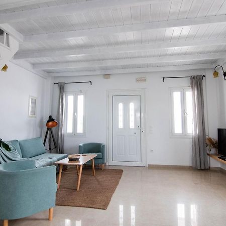 White Wave Villa, 3Min Walk From Beach Kamári Kültér fotó