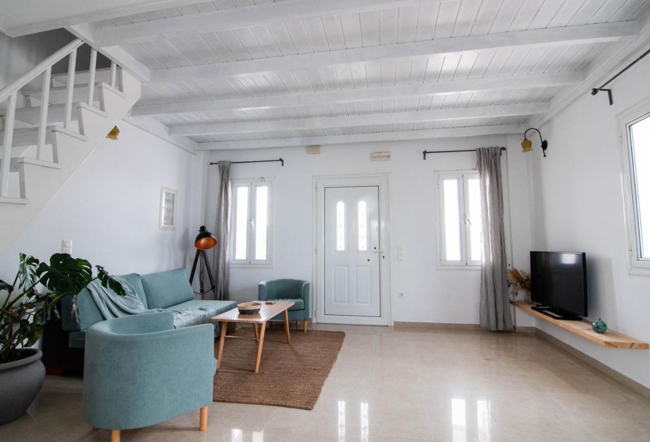 White Wave Villa, 3Min Walk From Beach Kamári Kültér fotó